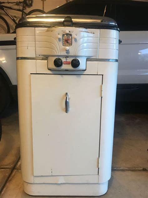 electric turkey roaster box from 1940s|Vintage Nesco Automatic Electric Roaster with stand .